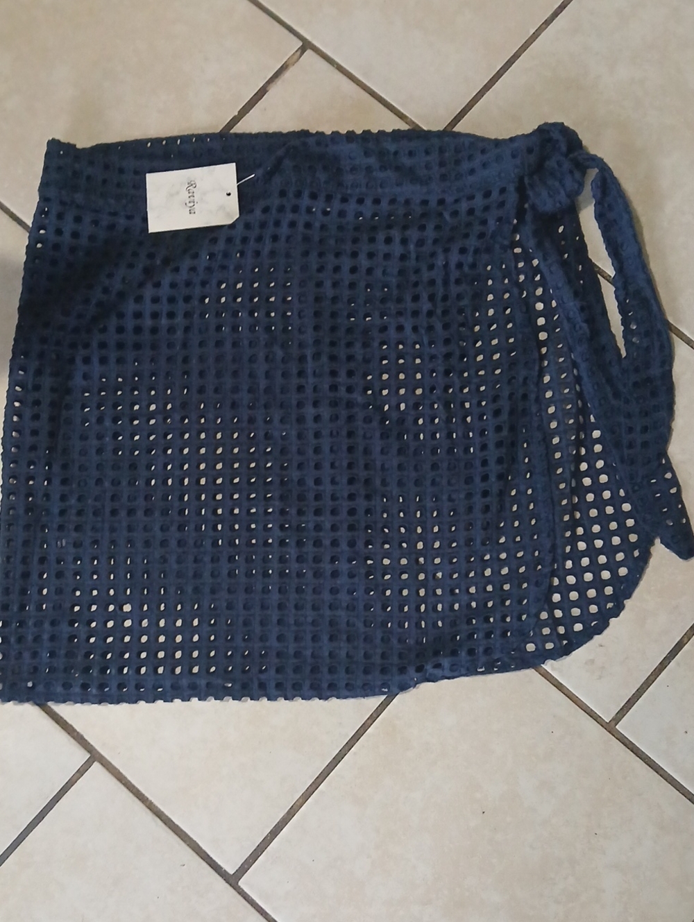 Raviya Womens Size L/XL Navy Crochet Mesh Swim Cover Up Skirt NWT